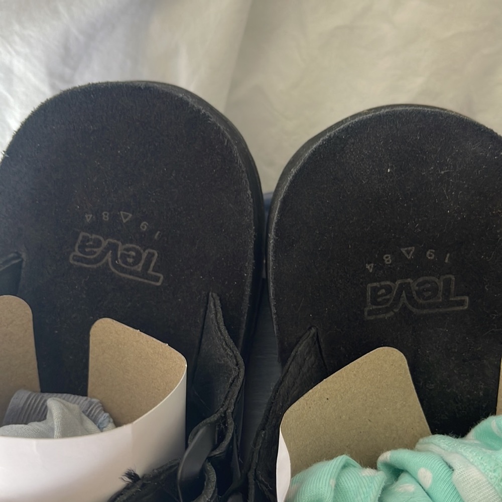 Teva Sandals Very Soft And Confortable - image 2